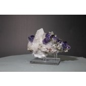 紫色云石水晶锡石